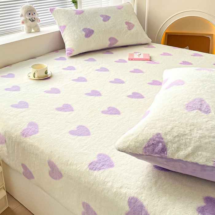 91家纺网 家纺一手货源 找家纺 雅居纺家纺 2025新款高克重兔绒印花单床笠-爱心 爱心-紫