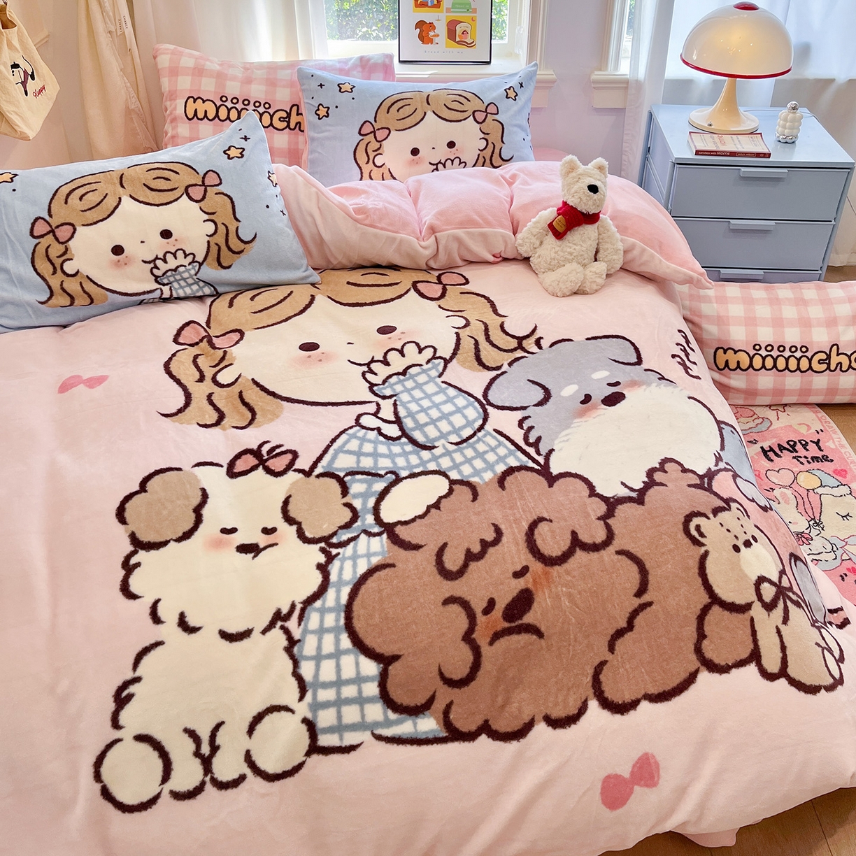 91家纺网 家纺一手货源 找家纺 桃子家居 2025新品A类正版授权miiiiichan咪酱大版卡通数码印花加厚牛奶绒系列四件套 绒大版-咪酱晚安女孩