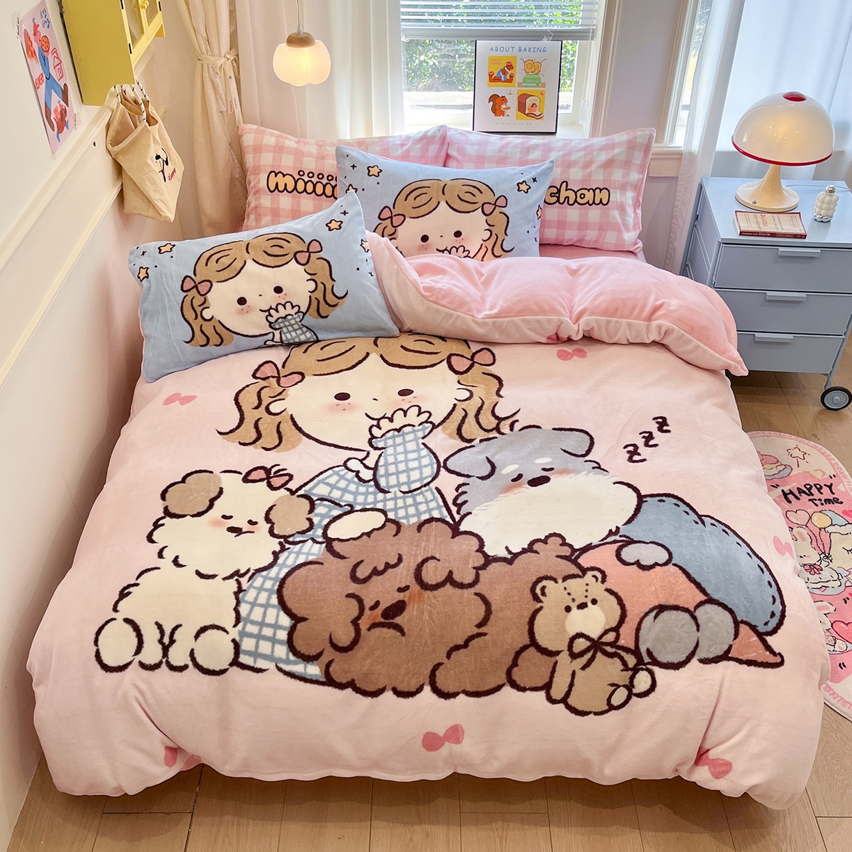 91家纺网 家纺一手货源 找家纺 桃子家居 2025新品A类正版授权miiiiichan咪酱大版卡通数码印花加厚牛奶绒系列四件套 绒大版-咪酱晚安女孩