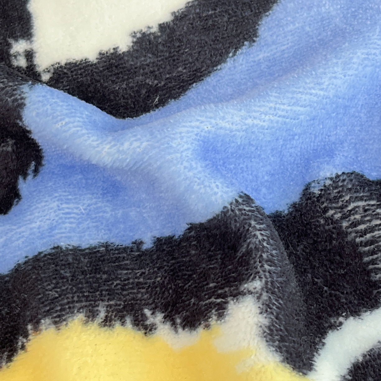 91家纺网 家纺一手货源 找家纺 桃子家居 2025新品A类正版授权miiiiichan咪酱大版卡通数码印花加厚牛奶绒系列四件套 绒大版-咪酱冬日派对