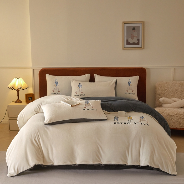 91家纺网 家纺一手货源 找家纺 ONE TWO ONE 121 新品【牛奶绒刺绣四件套】2025毛毯被子四件套单件床单被套床笠珊瑚绒牛奶绒冬被法兰绒兔毛绒 baby-深灰