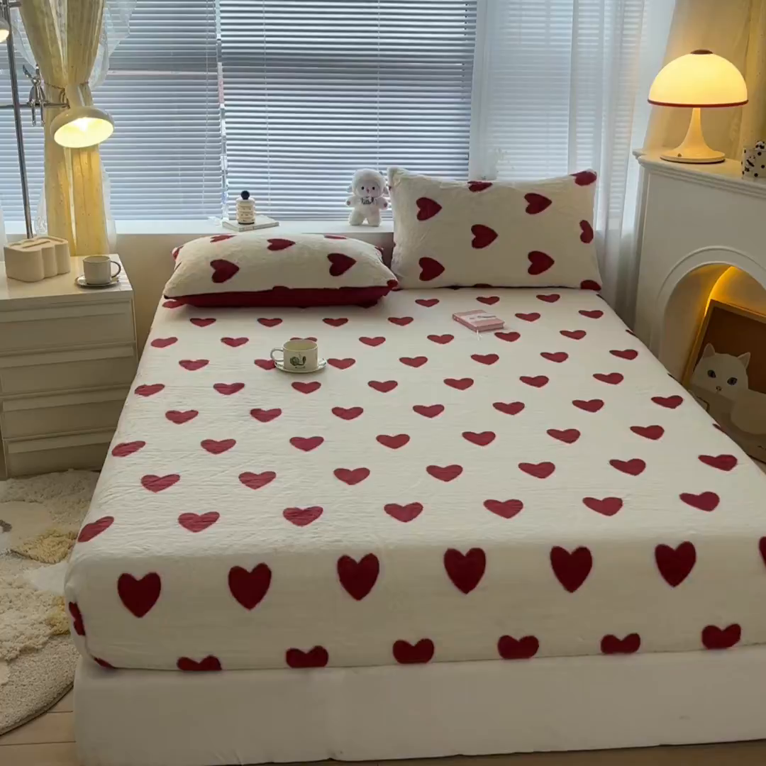 91家纺网 家纺一手货源 找家纺 雅居纺家纺 2025新款高克重兔绒印花单床笠-爱心 爱心-红