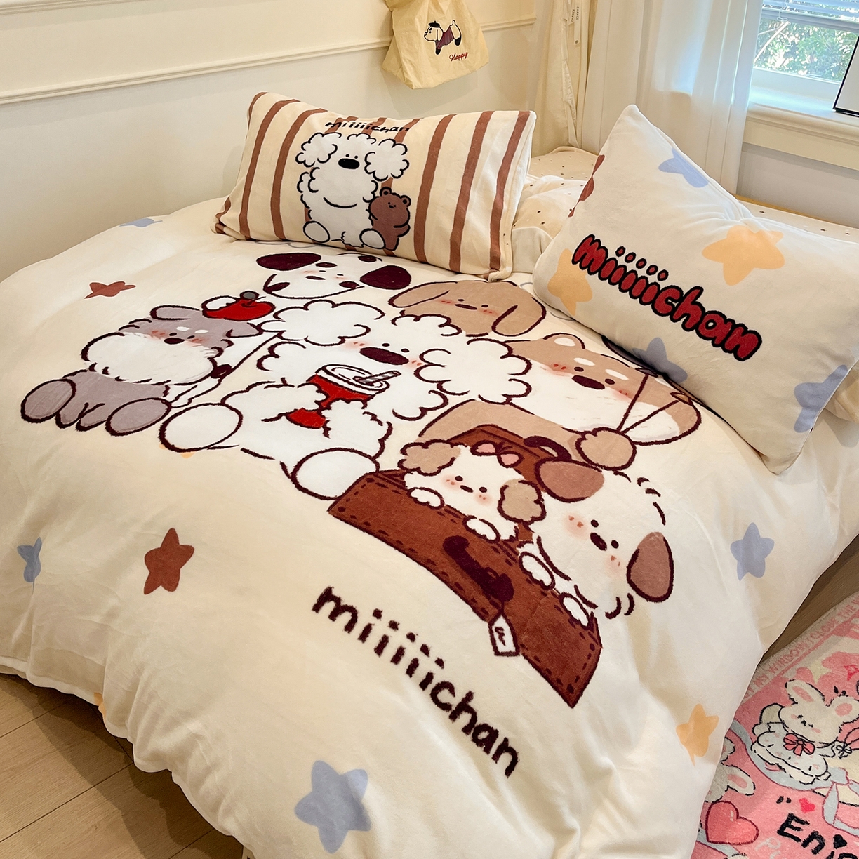 91家纺网 家纺一手货源 找家纺 桃子家居 2025新品A类正版授权miiiiichan咪酱大版卡通数码印花加厚牛奶绒系列四件套 绒大版-咪酱星愿小狗