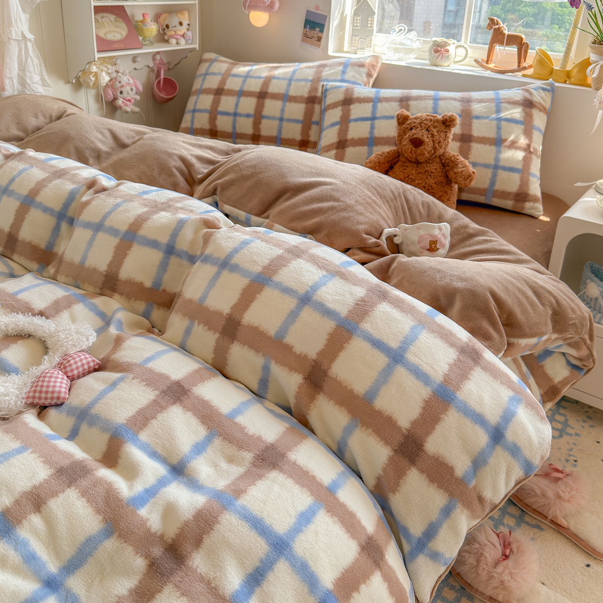 91家纺网 家纺一手货源 找家纺 罗亿家纺 2025新款ins小清新少女奶油卡通可爱加厚200克牛奶绒四件套【3.6公斤】（小红书推荐） 奶油小方