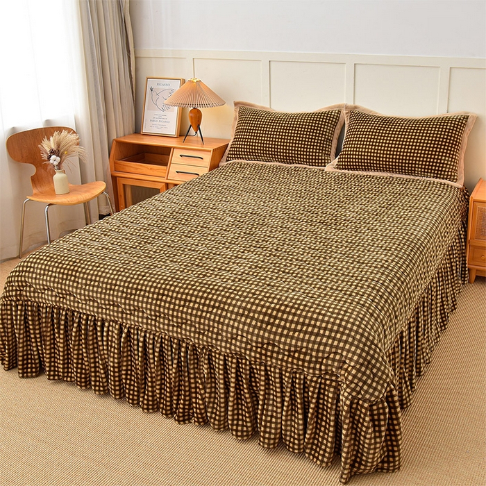  茉保家纺 2024新款无印风款牛奶绒床盖 咖小格