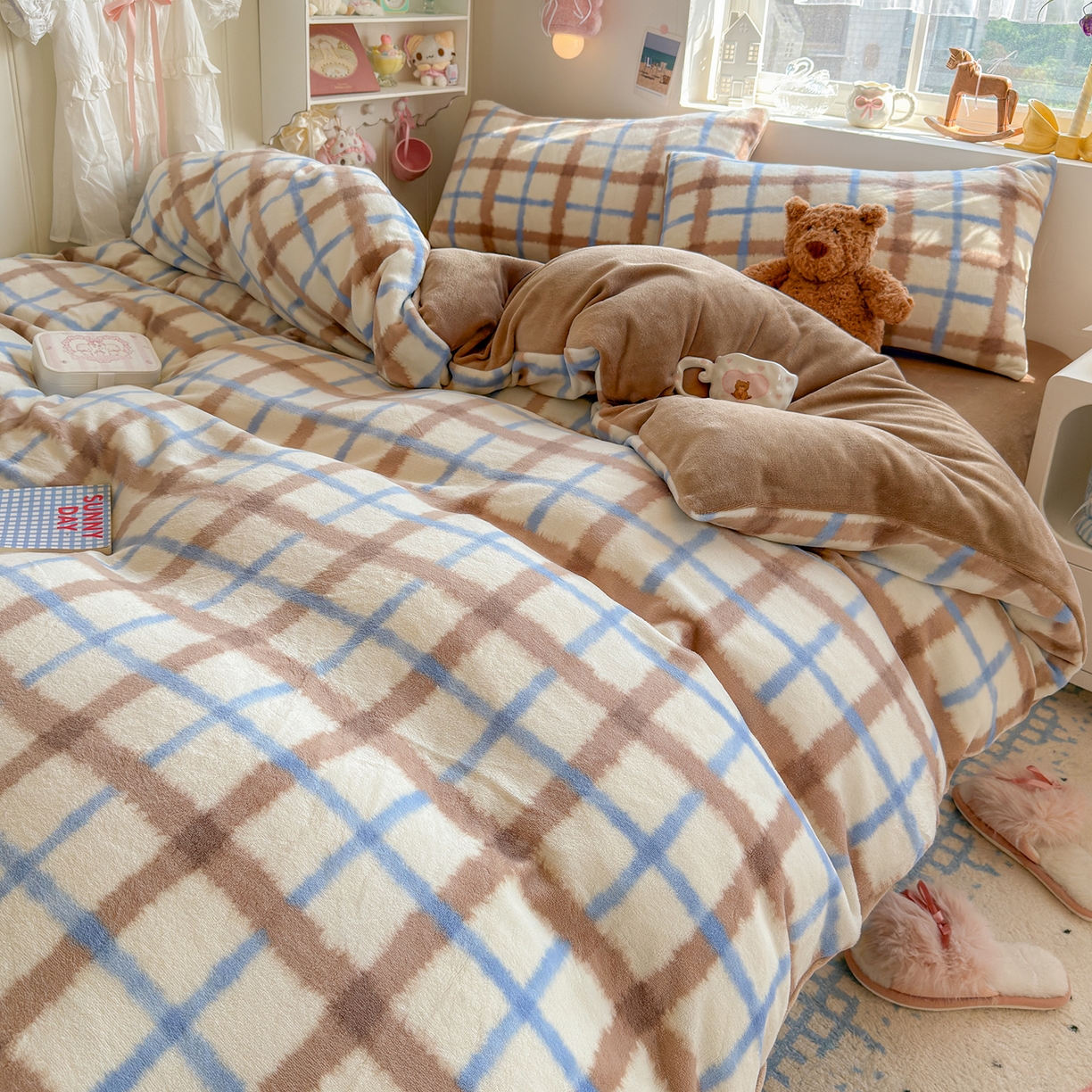 91家纺网 家纺一手货源 找家纺 罗亿家纺 2025新款ins小清新少女奶油卡通可爱加厚200克牛奶绒四件套【3.6公斤】（小红书推荐） 奶油小方