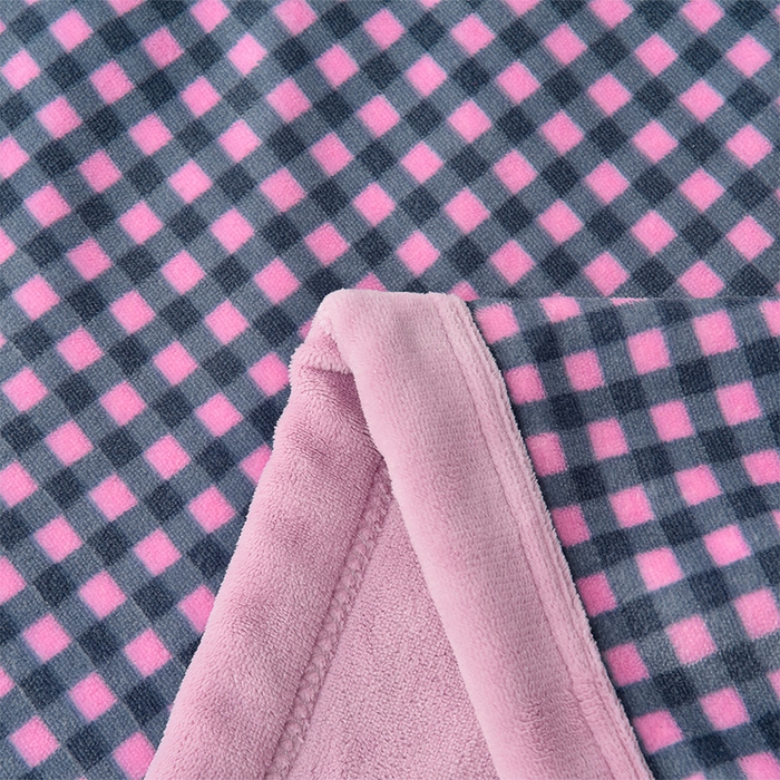 91家纺网 家纺一手货源 找家纺 茉保家纺 2025新款无印风款牛奶绒床盖 紫小格