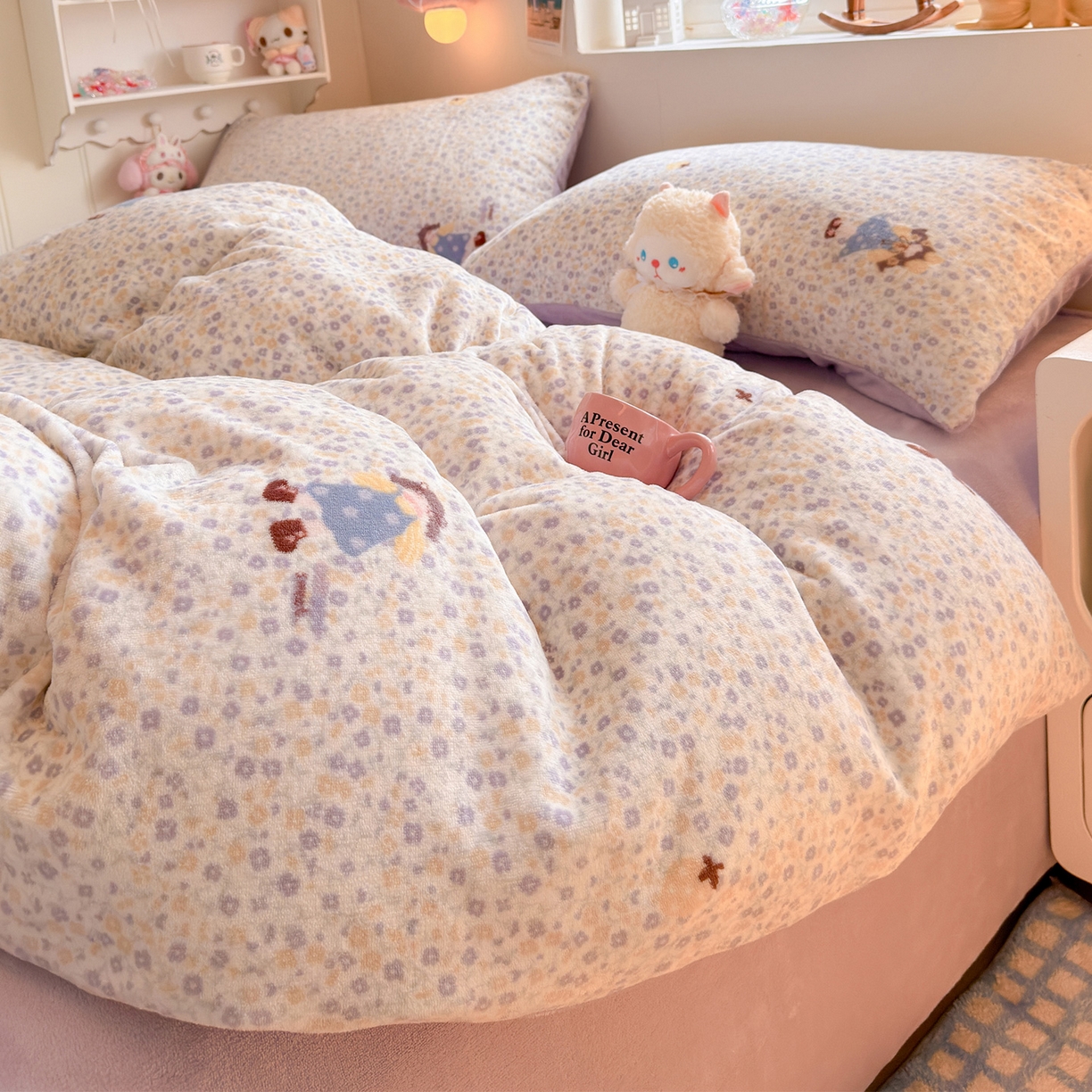 91家纺网 家纺一手货源 找家纺 罗亿家纺 2025新款ins小清新少女奶油卡通可爱加厚200克牛奶绒四件套【3.6公斤】（小红书推荐） 楠笙