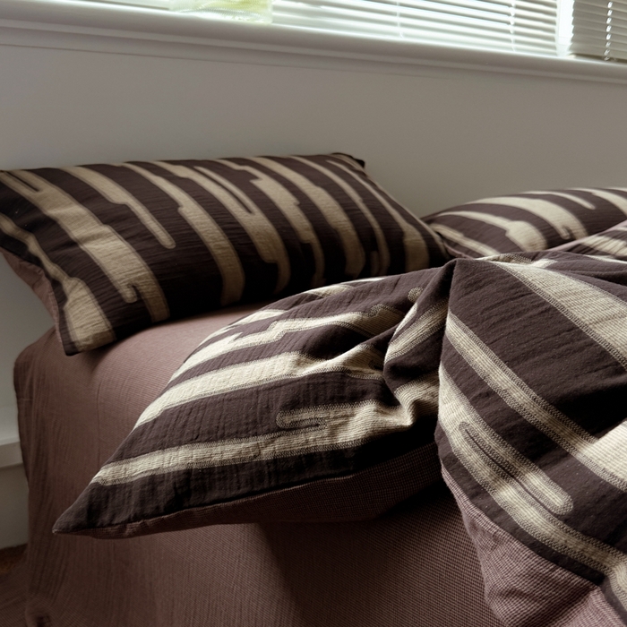 91家纺网 家纺一手货源 找家纺 棉小二-2025新款全棉色织提花被 黑布林