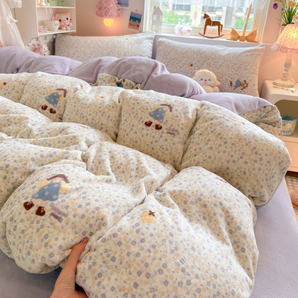 91家纺网 家纺一手货源 找家纺 罗亿家纺 2025新款ins小清新少女奶油卡通可爱加厚200克牛奶绒四件套【3.6公斤】（小红书推荐） 楠笙