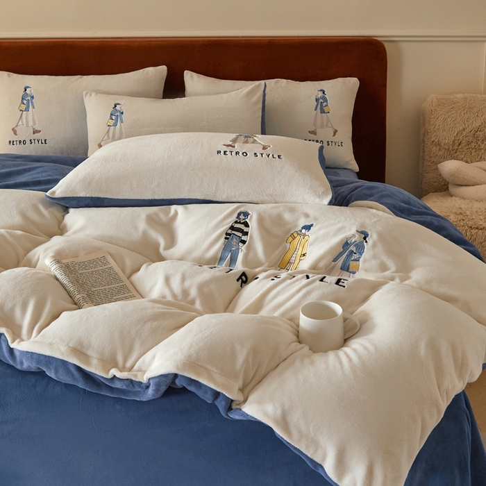 91家纺网 家纺一手货源 找家纺 ONE TWO ONE 121 新品【牛奶绒刺绣四件套】2025毛毯被子四件套单件床单被套床笠珊瑚绒牛奶绒冬被法兰绒兔毛绒 baby-雾兰