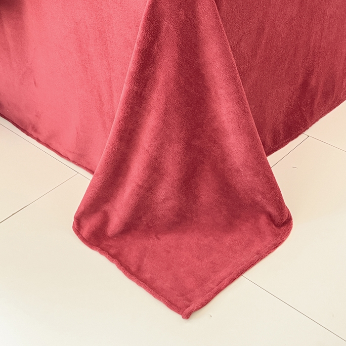 91家纺网 家纺一手货源 找家纺 雅居纺家纺 2025新款保暖舒适兔绒印花四件套 红色爱心格