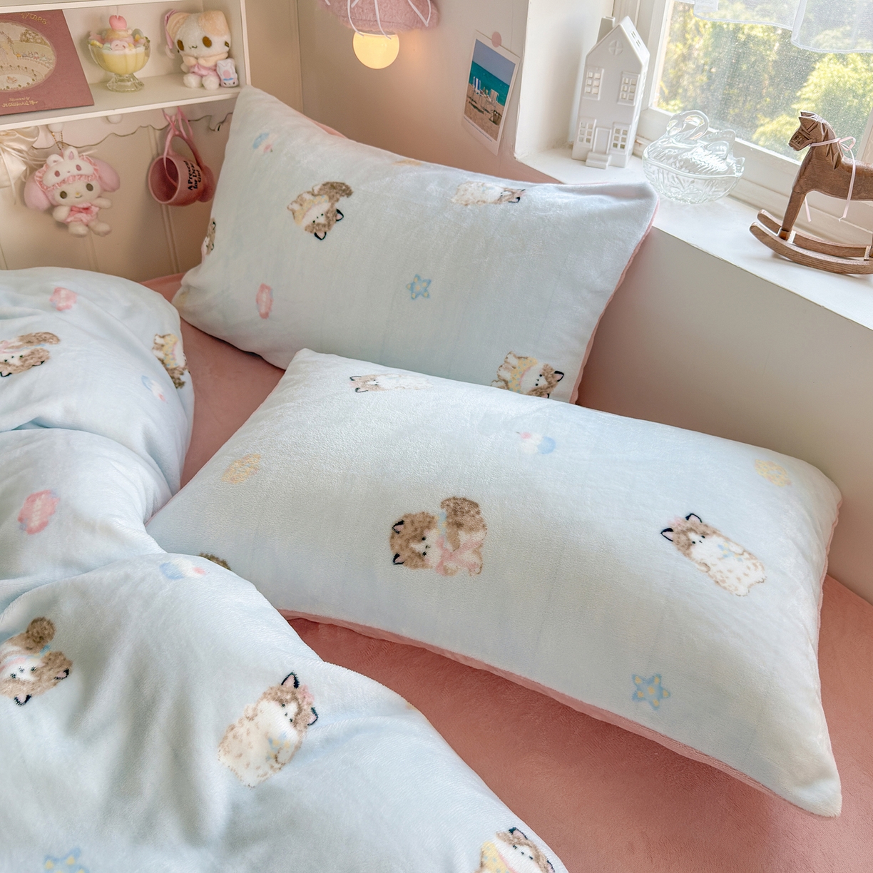 91家纺网 家纺一手货源 找家纺 罗亿家纺 2025新款ins小清新少女奶油卡通可爱加厚200克牛奶绒四件套【3.6公斤】（小红书推荐） 软萌猫-蓝