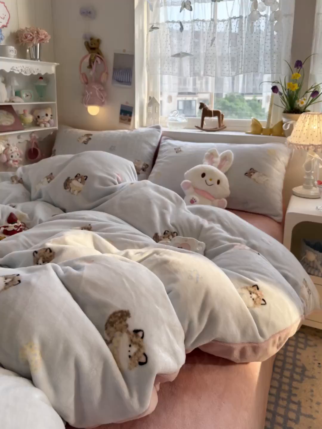 91家纺网 家纺一手货源 找家纺 罗亿家纺 2025新款ins小清新少女奶油卡通可爱加厚200克牛奶绒四件套【3.6公斤】（小红书推荐） 软萌猫-蓝