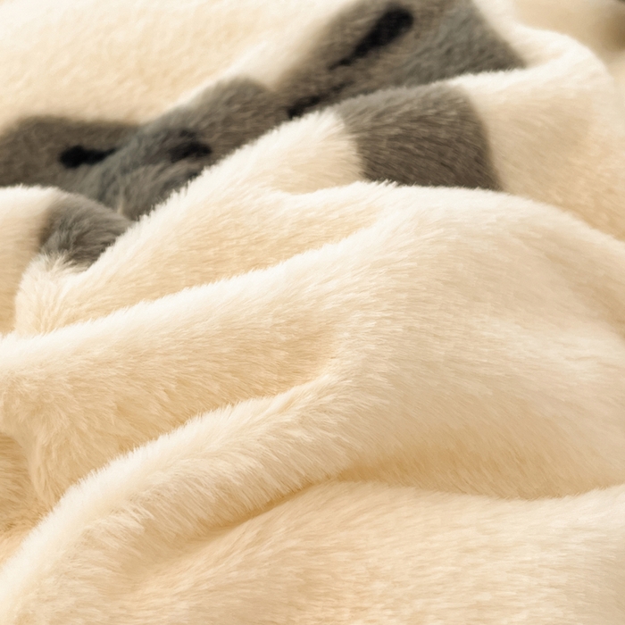 91家纺网 家纺一手货源 找家纺 雅居纺家纺 2025新款保暖舒适兔绒印花四件套 快乐蝴蝶结