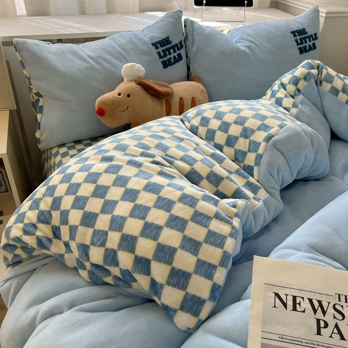 91家纺网 家纺一手货源 找家纺 雅居纺家纺 2025新款加厚牛奶绒毛巾绣卡通四件套 绅士小熊