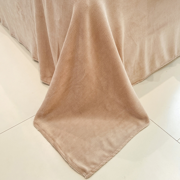 91家纺网 家纺一手货源 找家纺 雅居纺家纺 2025新款加厚牛奶绒毛巾绣卡通四件套 贪玩小黑猫