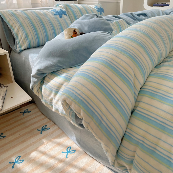 91家纺网 家纺一手货源 找家纺 雅居纺家纺 2025新款加厚牛奶绒毛巾绣卡通四件套 花盆小狗