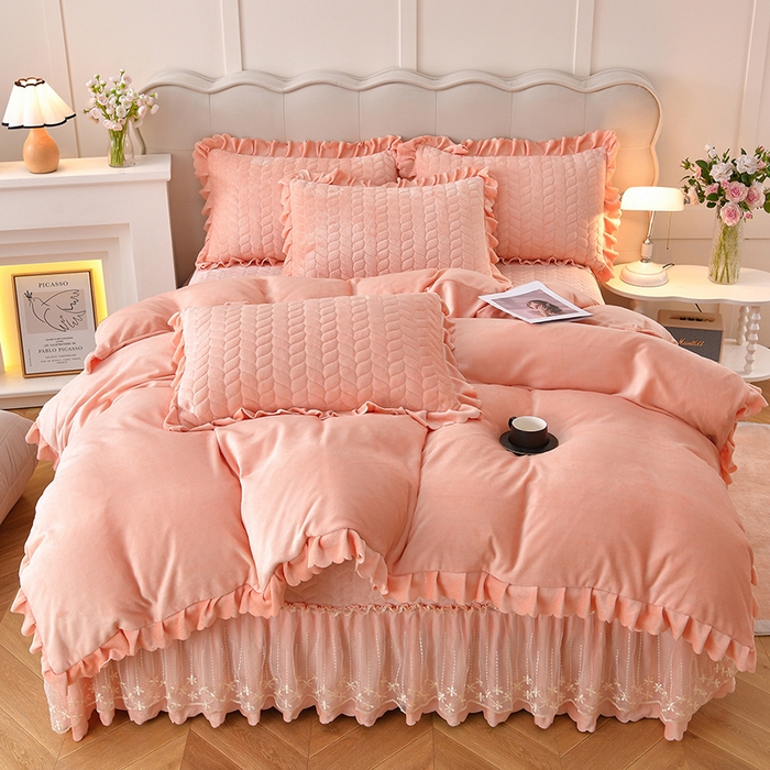 91家纺网 家纺一手货源 找家纺 铠畅家纺 2025新款丰眠系列牛奶绒床盖四件套 丰眠-粉玉