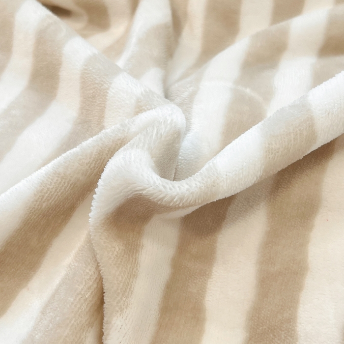 91家纺网 家纺一手货源 找家纺 雅居纺家纺 2025新款加厚牛奶绒毛巾绣卡通四件套 小狮子乐园