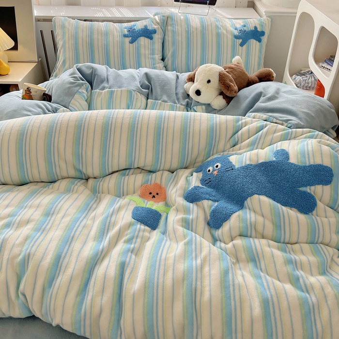 91家纺网 家纺一手货源 找家纺 雅居纺家纺 2025新款加厚牛奶绒毛巾绣卡通四件套 花盆小狗