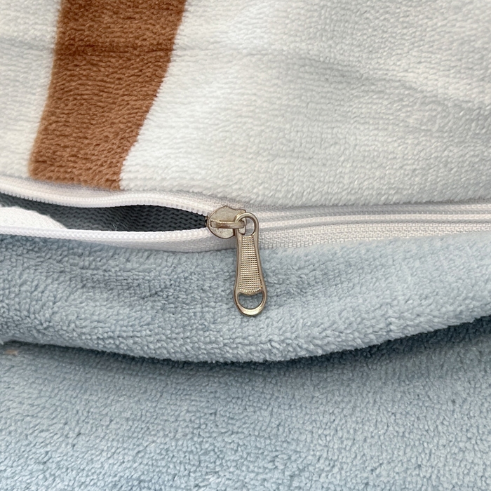 91家纺网 家纺一手货源 找家纺 雅居纺家纺 2025新款加厚牛奶绒毛巾绣卡通四件套 幸运小小怪