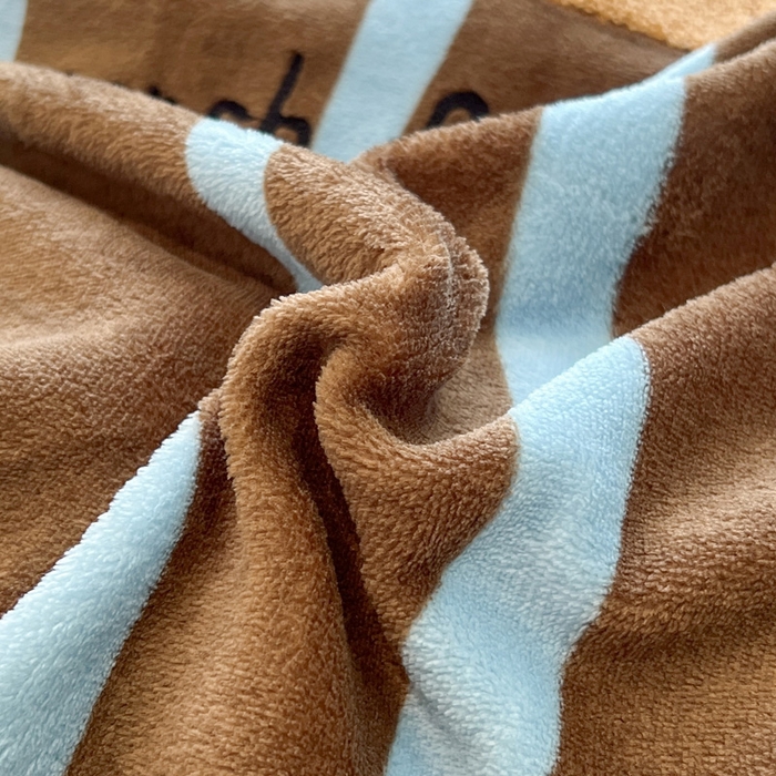 91家纺网 家纺一手货源 找家纺 雅居纺家纺 2025新款加厚牛奶绒毛巾绣卡通四件套 圣诞小狗