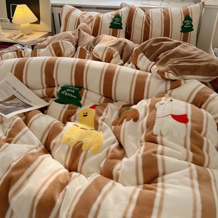 91家纺网 家纺一手货源 找家纺 雅居纺家纺 2025新款加厚牛奶绒毛巾绣卡通四件套 小羊坨