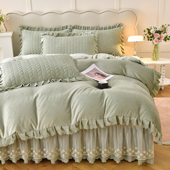 91家纺网 家纺一手货源 找家纺 铠畅家纺 2025新款丰眠系列牛奶绒床盖四件套 丰眠-海藻青