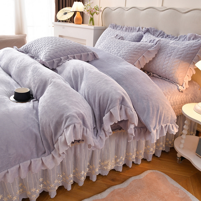 91家纺网 家纺一手货源 找家纺 铠畅家纺 2025新款丰眠系列牛奶绒床盖四件套 丰眠-灰紫