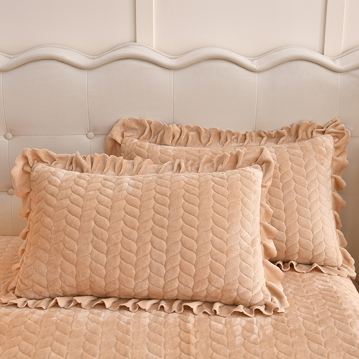 91家纺网 家纺一手货源 找家纺 铠畅家纺 2025新款丰眠系列牛奶绒床盖四件套 丰眠-奶油咖