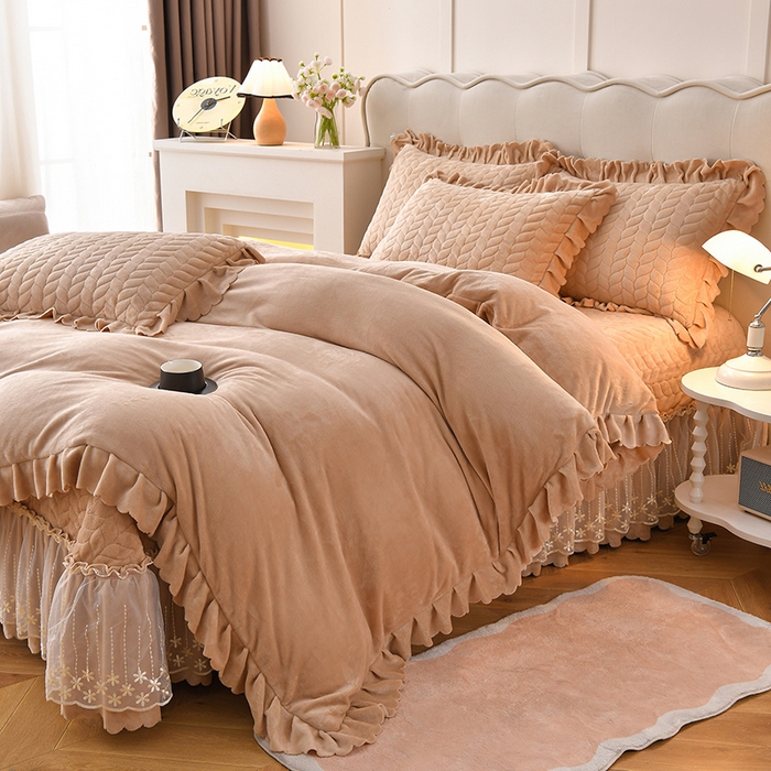 91家纺网 家纺一手货源 找家纺 铠畅家纺 2025新款丰眠系列牛奶绒床盖四件套 丰眠-奶油咖