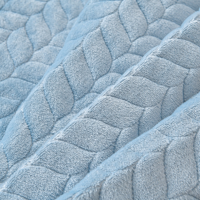 91家纺网 家纺一手货源 找家纺 铠畅家纺 2025新款丰眠系列牛奶绒床盖四件套 丰眠-雾蓝