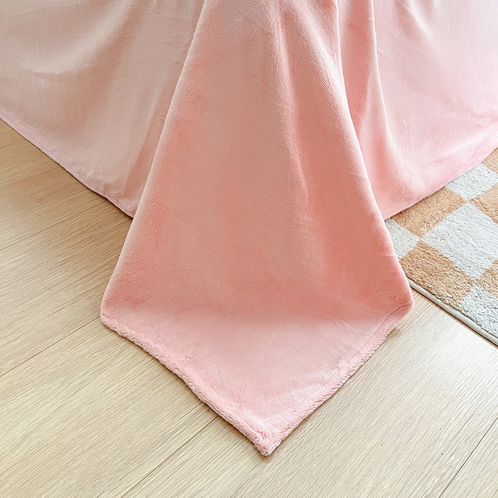 91家纺网 家纺一手货源 找家纺 雅居纺家纺 2025新款立体雕花牛奶绒四件套-幸运花系列 幸运花-粉