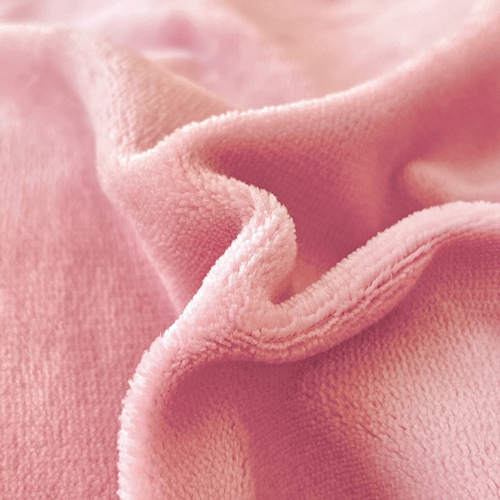 91家纺网 家纺一手货源 找家纺 富馨莱 2025新款牛奶绒纯色双拼被套 双拼蜜桃粉+糯紫