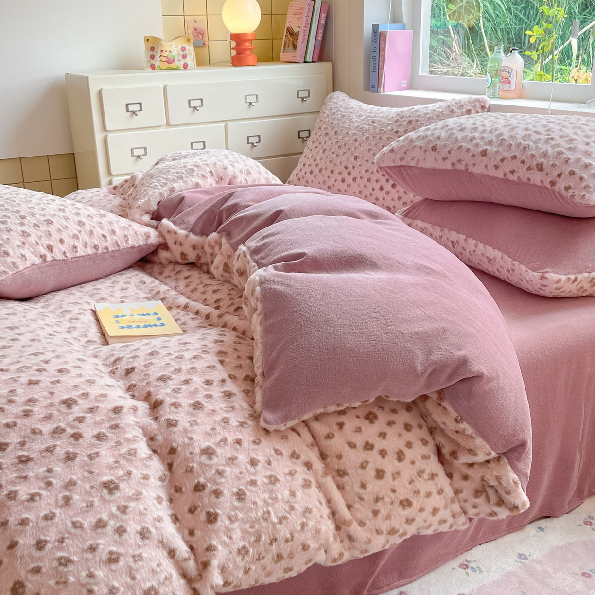 91家纺网 家纺一手货源 找家纺 （总）雅居纺家纺 2025新款立体雕花兔绒牛奶绒四件套