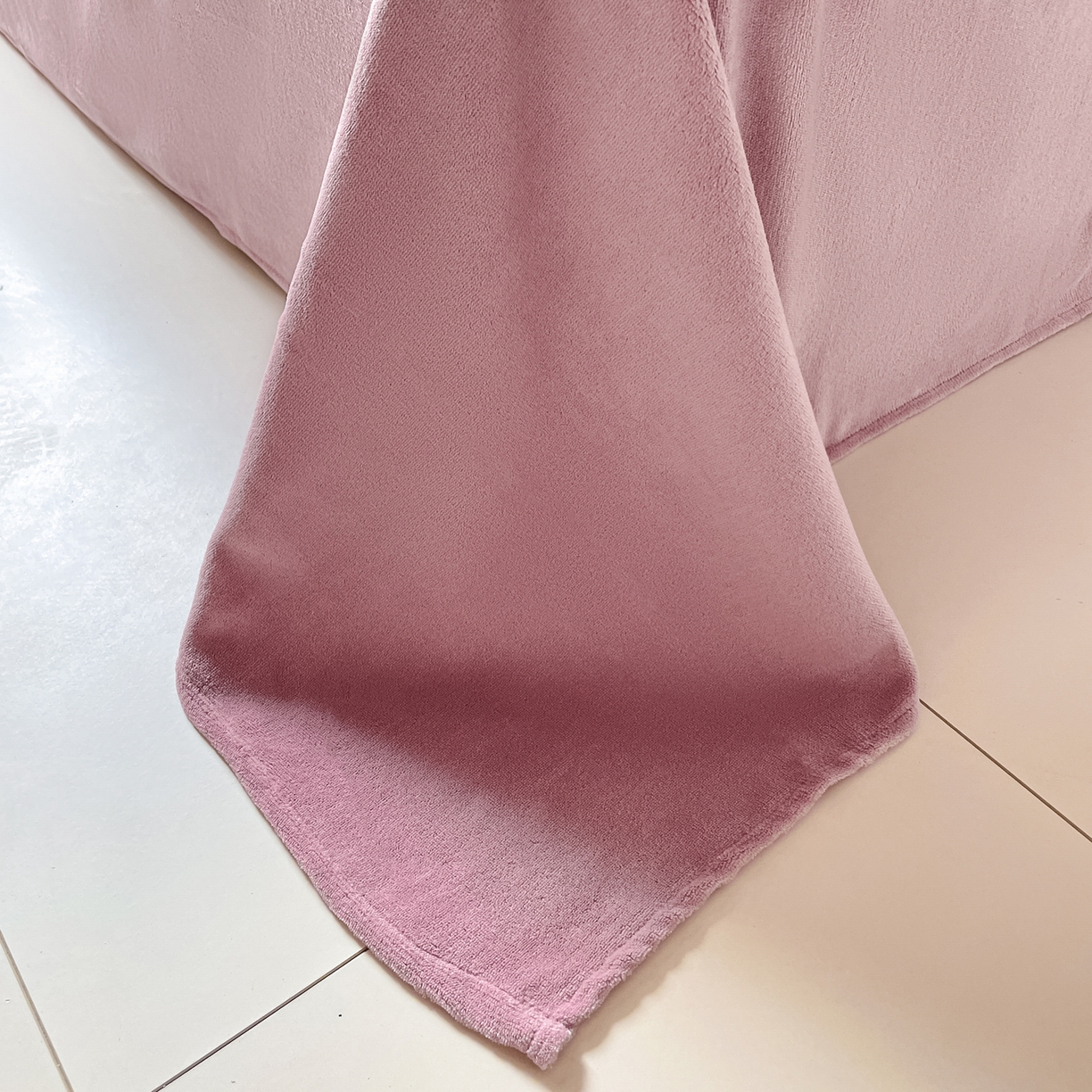 91家纺网 家纺一手货源 找家纺 雅居纺家纺 2025新款立体雕花兔绒牛奶绒四件套 小蘑菇-豆沙