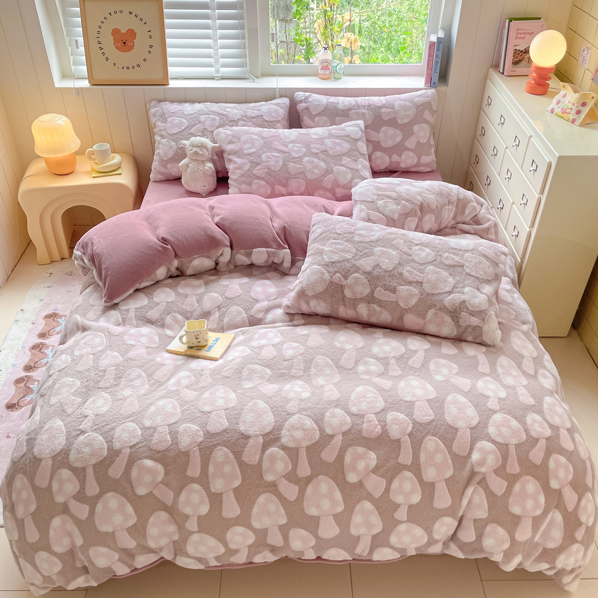 91家纺网 家纺一手货源 找家纺 雅居纺家纺 2025新款立体雕花兔绒牛奶绒四件套 小蘑菇-豆沙