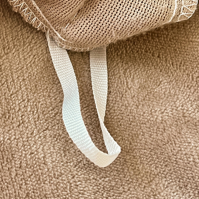 91家纺网 家纺一手货源 找家纺 富馨莱 2025新款牛奶绒纯色双拼被套 双拼奶昔白+焦糖