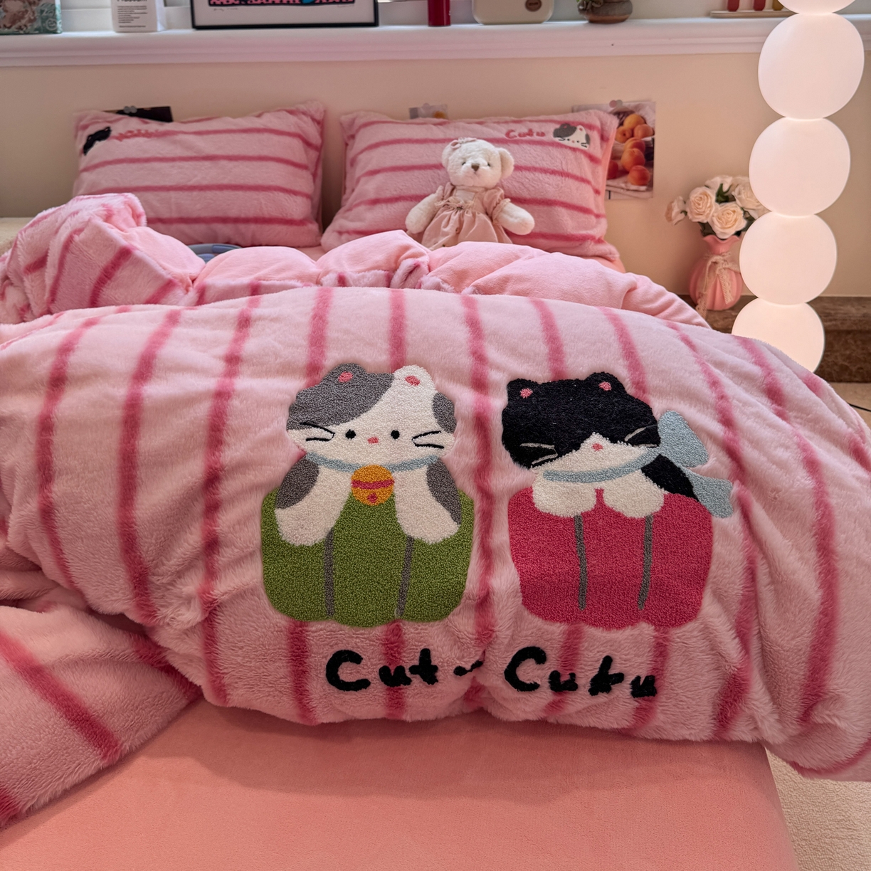 91家纺网 家纺一手货源 找家纺 （总）雅居纺家纺 2025新款兔绒毛牛奶绒毛巾绣四件套