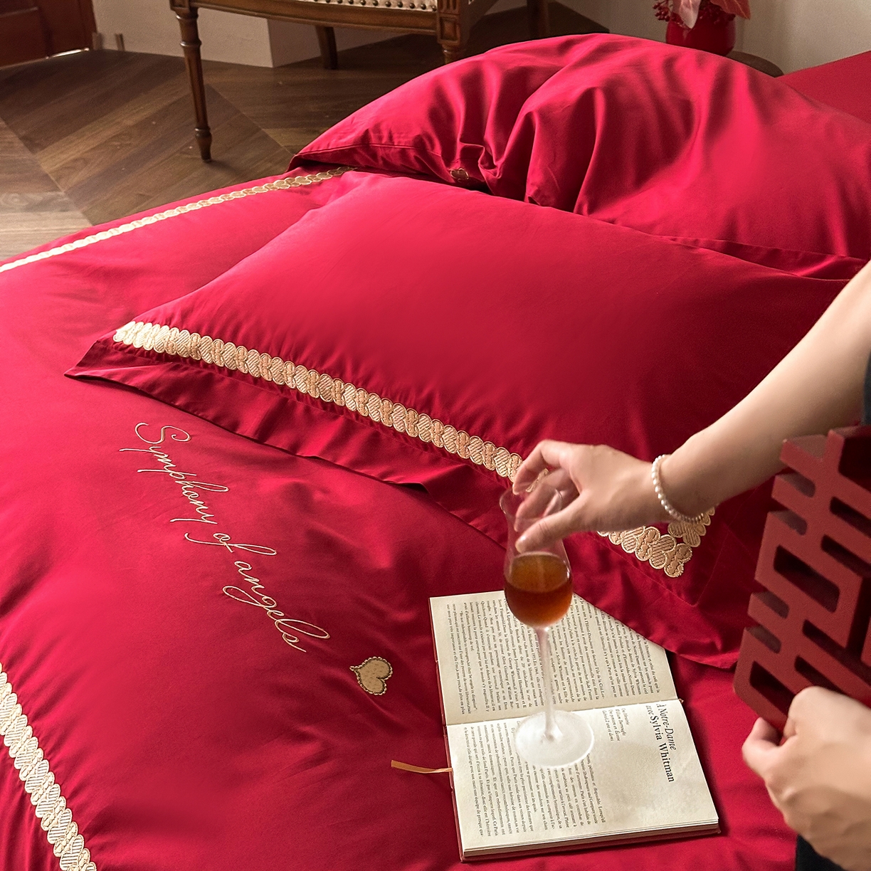 91家纺网 家纺一手货源 找家纺 （总）西西家居 2025新款100支长绒棉大红婚庆四件套-一见钟情