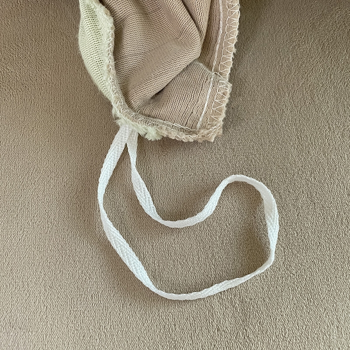 91家纺网 家纺一手货源 找家纺 富馨莱 2025新款牛奶绒纯色双拼被套 双拼奶油绿+焦糖色