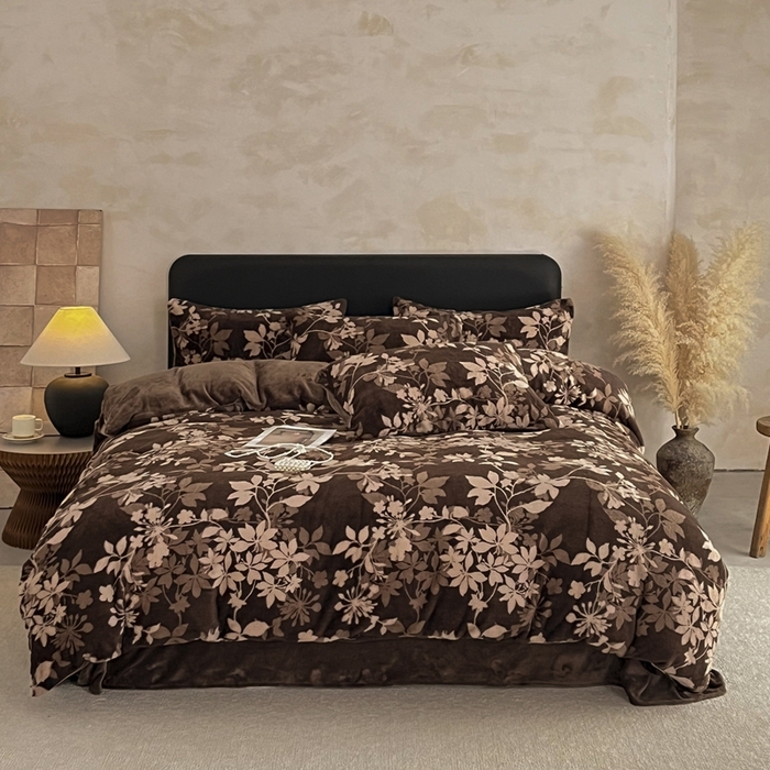 91家纺网 家纺一手货源 找家纺 铠畅家纺 2025新款美拉德风格兔毛绒床单四件套 美拉德-繁花