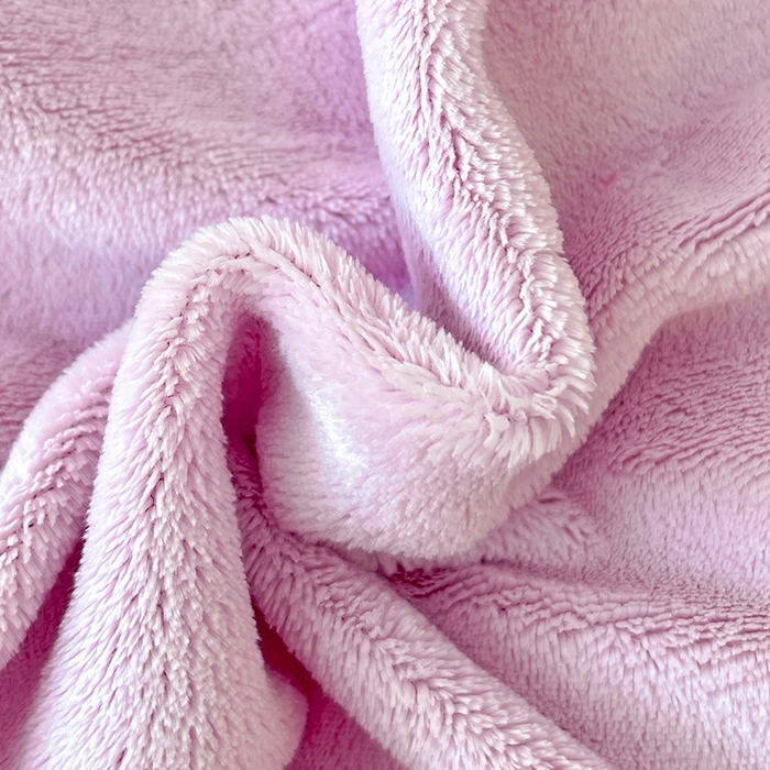 91家纺网 家纺一手货源 找家纺 富馨莱 2025新款牛奶绒纯色双拼被套 双拼糯紫+奶昔黄