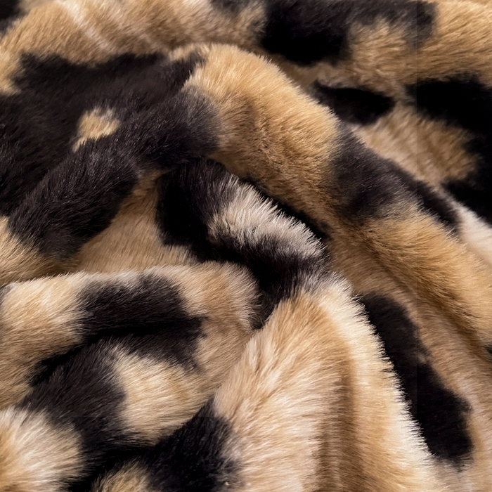 91家纺网 家纺一手货源 找家纺 铠畅家纺 2025新款美拉德风格兔毛绒床单四件套 美拉德-豹紋咖