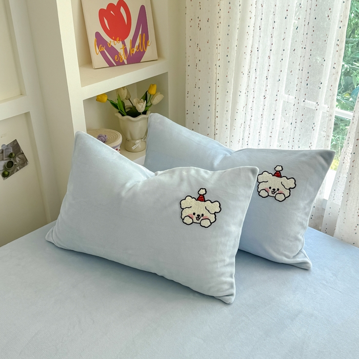 91家纺网 家纺一手货源 找家纺 恋佳居 2025新款卡通毛巾绣牛奶绒绣花四件套 萌趣