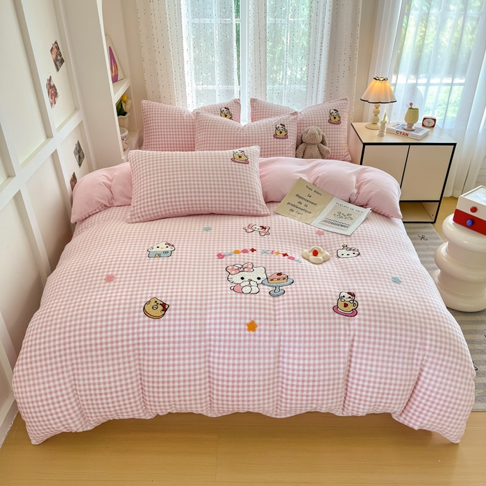 91家纺网 家纺一手货源 找家纺 恋佳居 2025新款卡通毛巾绣牛奶绒绣花四件套 甜品时光