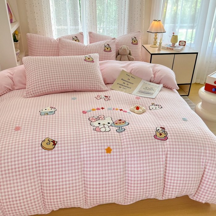 91家纺网 家纺一手货源 找家纺 恋佳居 2025新款卡通毛巾绣牛奶绒绣花四件套 甜品时光