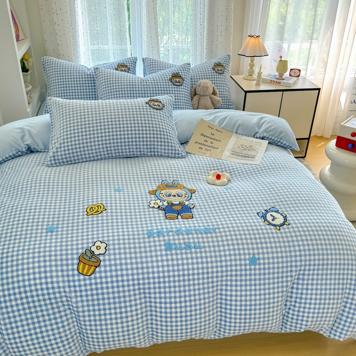 91家纺网 家纺一手货源 找家纺 （总）恋佳居 2025新款卡通毛巾绣牛奶绒绣花四件套