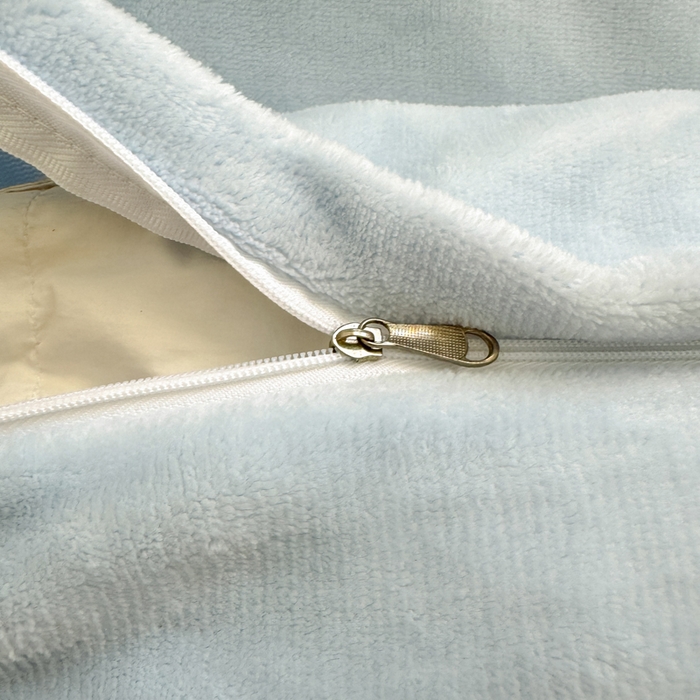 91家纺网 家纺一手货源 找家纺 恋佳居 2025新款卡通毛巾绣牛奶绒绣花四件套 萌趣